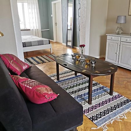 Gamla Skolan Rum & Oevernattning I Spjutstorp Apartment ห้อง รูปภาพ